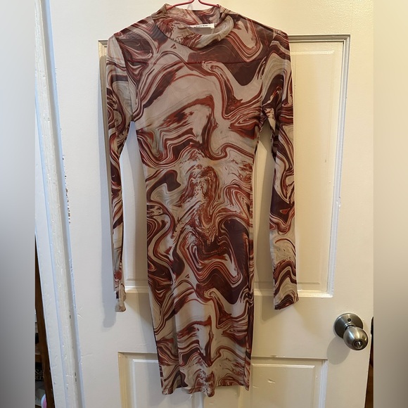 Mesh dress - Picture 1 of 3